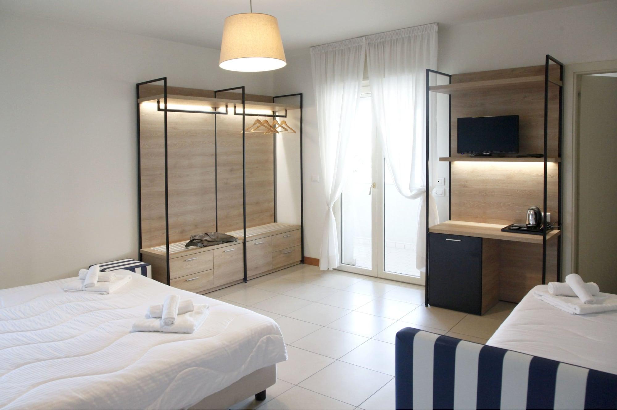 Hotel Majorca Sul Mare In Centro A Riccione Exterior photo