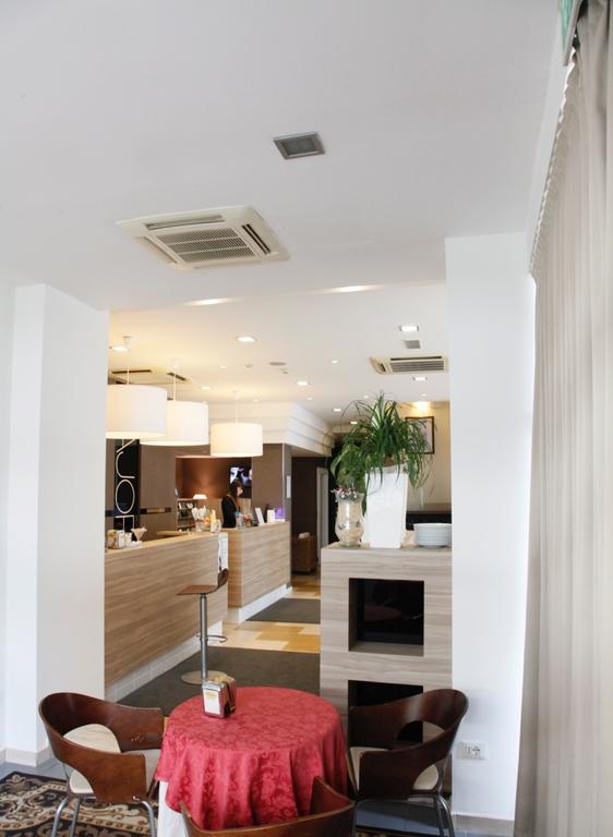Hotel Majorca Sul Mare In Centro A Riccione Exterior photo
