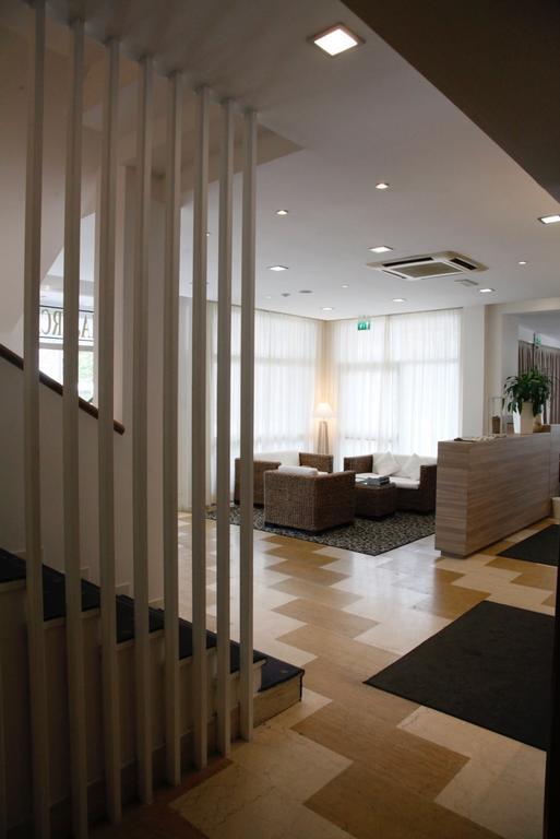 Hotel Majorca Sul Mare In Centro A Riccione Exterior photo